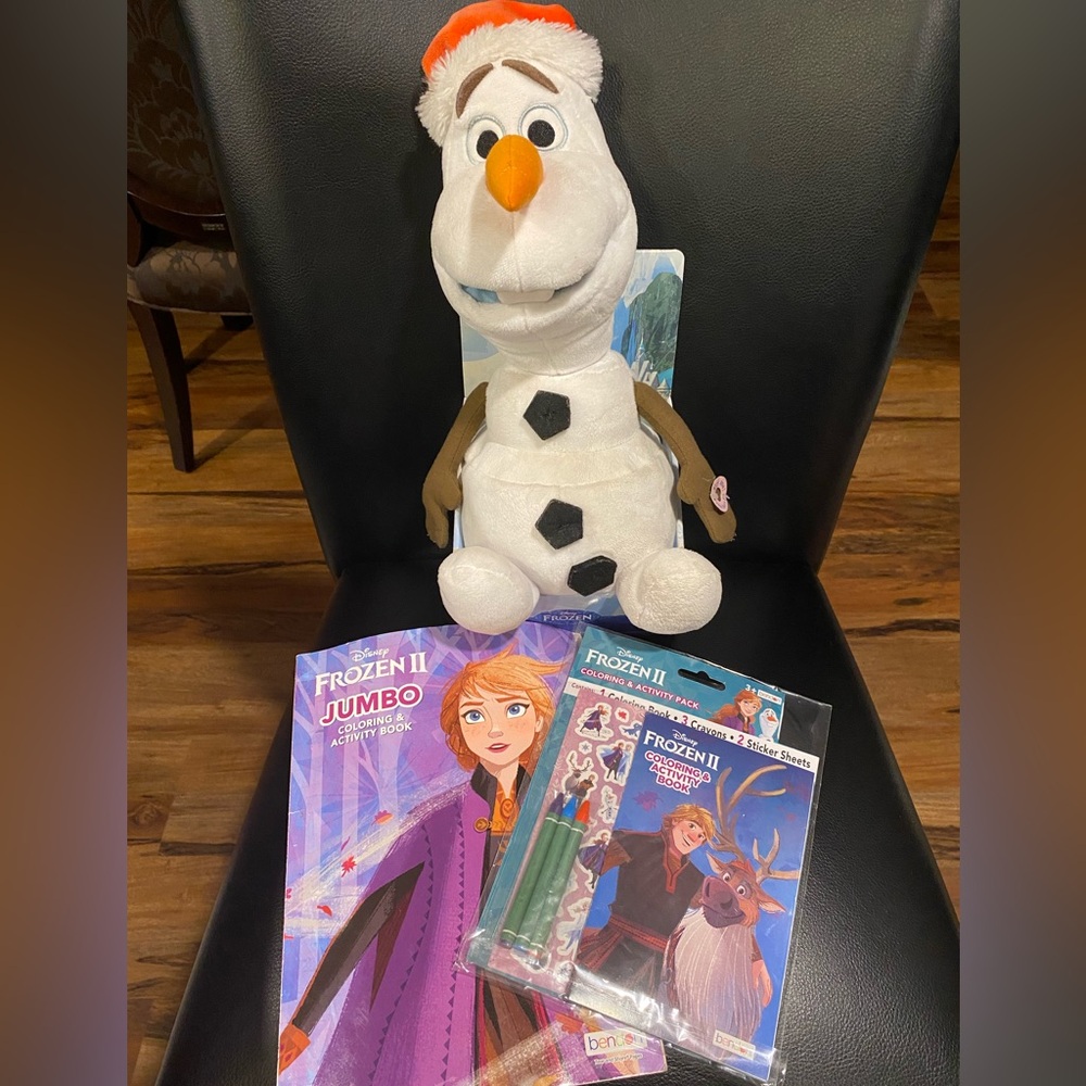 Frozen II Olaf Talking Plush Toy and Activity Set